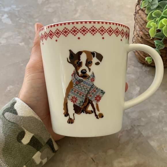 Augie The Dog Porcelain Mug - Ellen DeGeneres Crafted by Royal Doulton Christmas - Picture 1 of 7